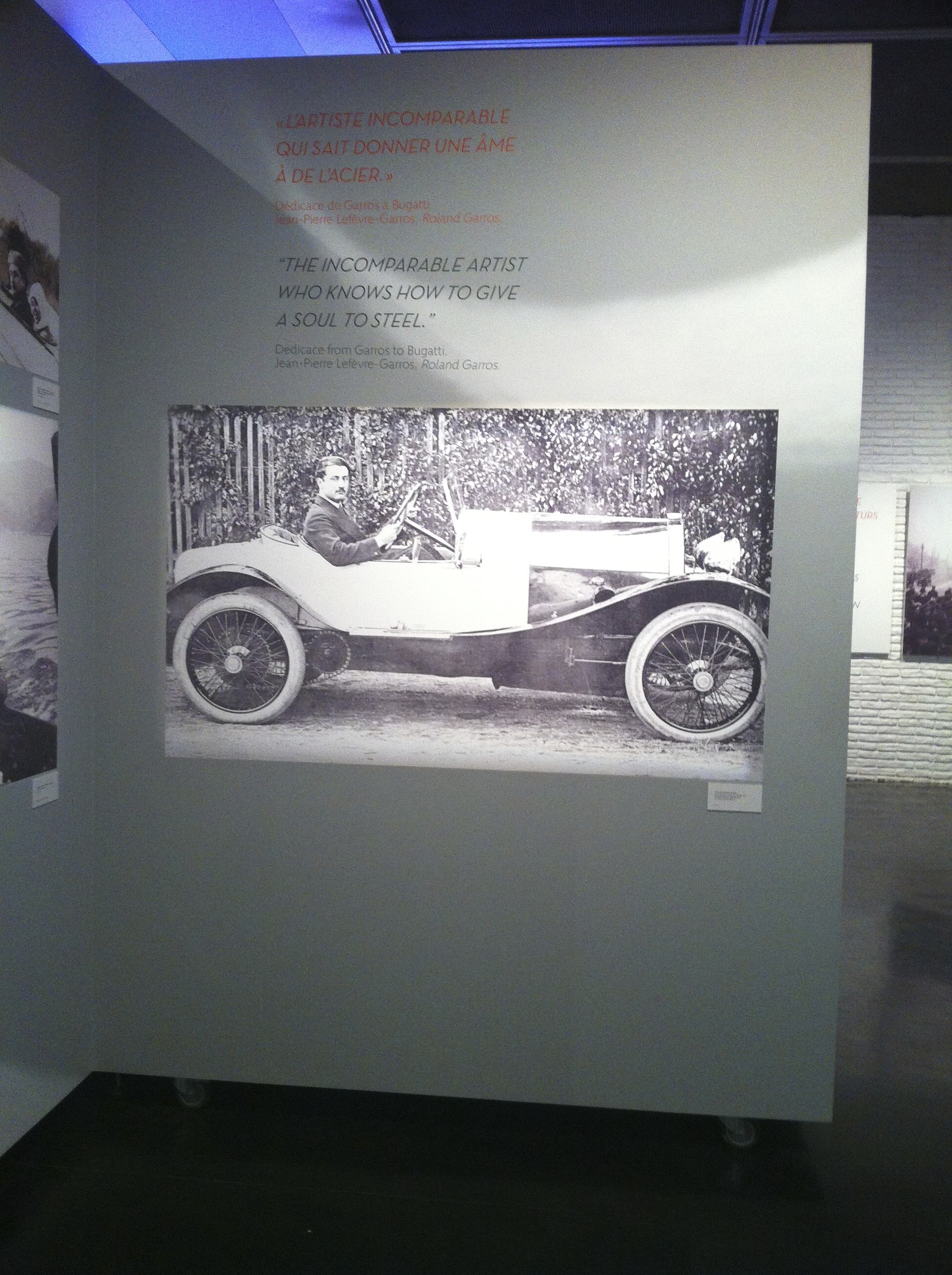 En 1913, le constructeur d'automobiles italien Ettore Bugatti, fasciné par le moral d'acier de l'aviateur, baptise l'un de ses modèles "La Roland-Garros".